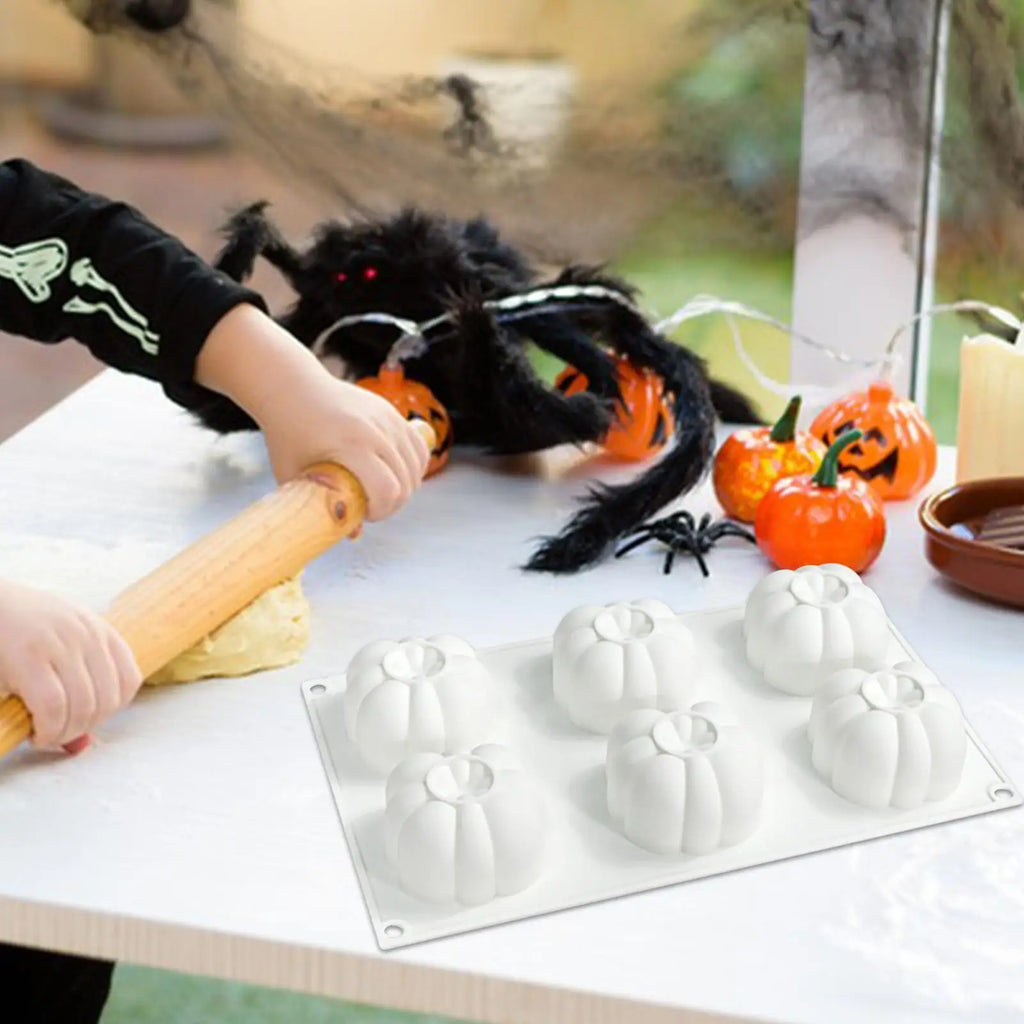 Silicone Pumpkin Mold 6-Cavity Pumpkin Chocolate Mold Non-Stick Mould For Halloween Baking Autumn Chocolate Cupcake Jelly Qme