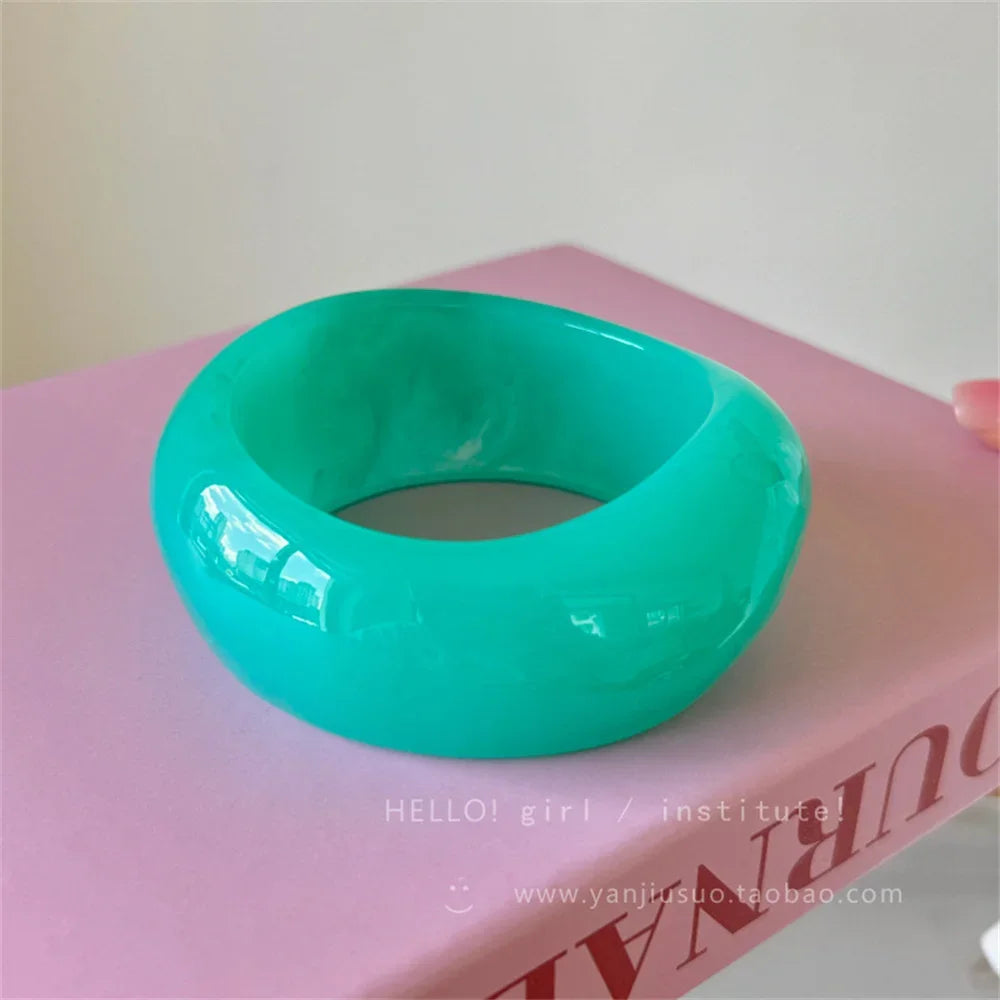 Fashion Colorful Irregular Resin Bangle Bracelet for Women Simple Retro Wide Edged Geometric Bracelet Casual Accessory Bangle Qme hulan