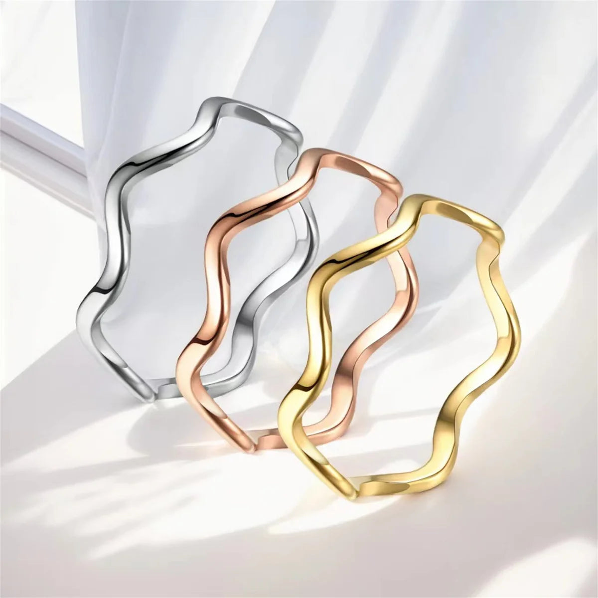 Fashion Simple Wave Ring Stainless Steel Women‘s Vintage Geometric Line Finger Rings Wedding Jewelry Gift for Lover Couple New Qme