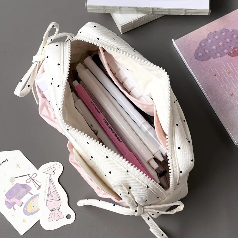 Simple Niche Cute Snow-white Polka Dot Pencil Bag Large Capacity Qme