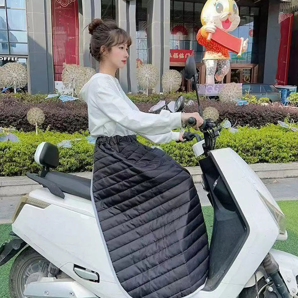 Winter Motorcycle Leg Cover Comfortable Windproof Thickened Motorcycle Leg Protector Wind Guard for Adults Men Women Outdoor Qme