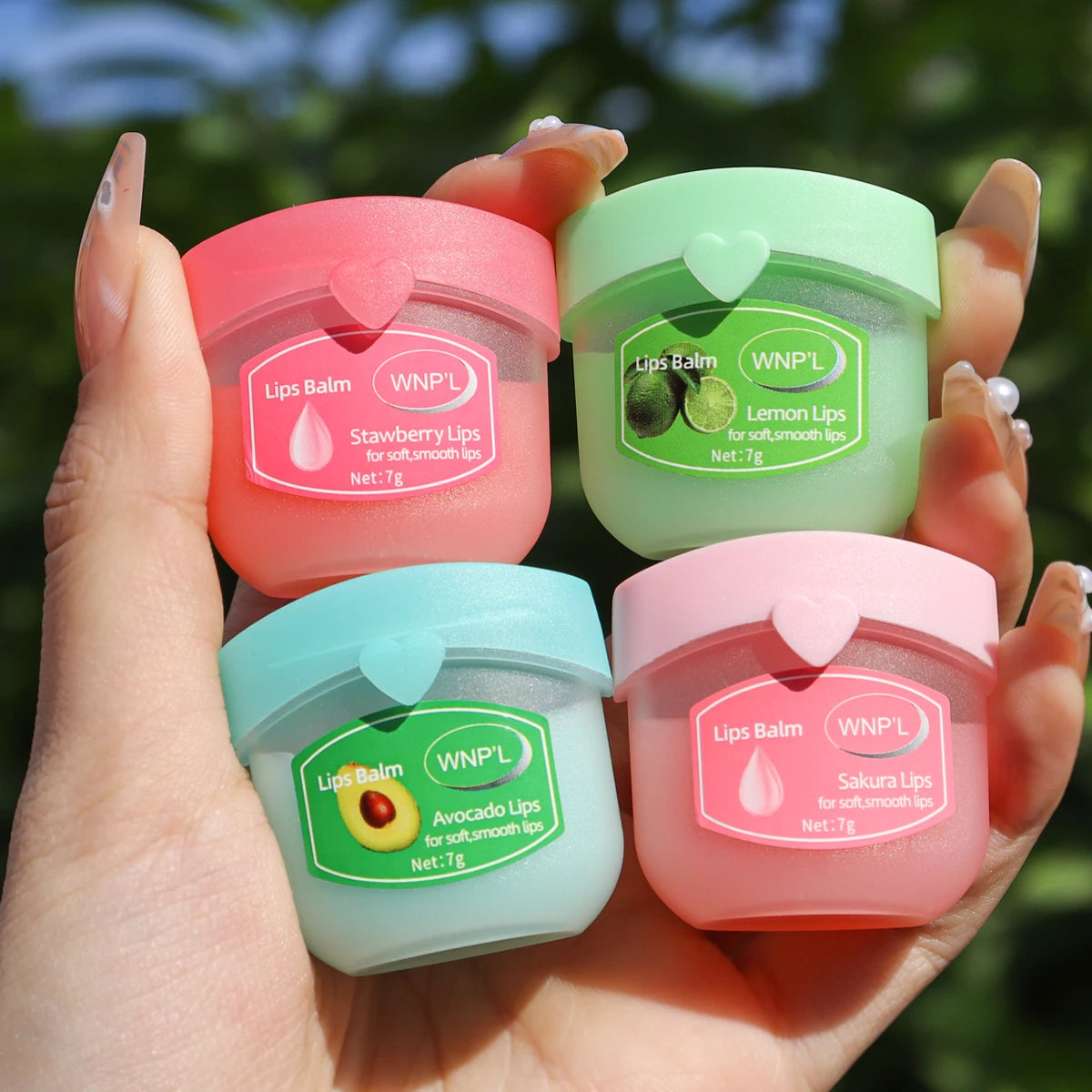 Moisturizing Lipstick Natural Ingredients Can Moisturize Dry Lips Qme