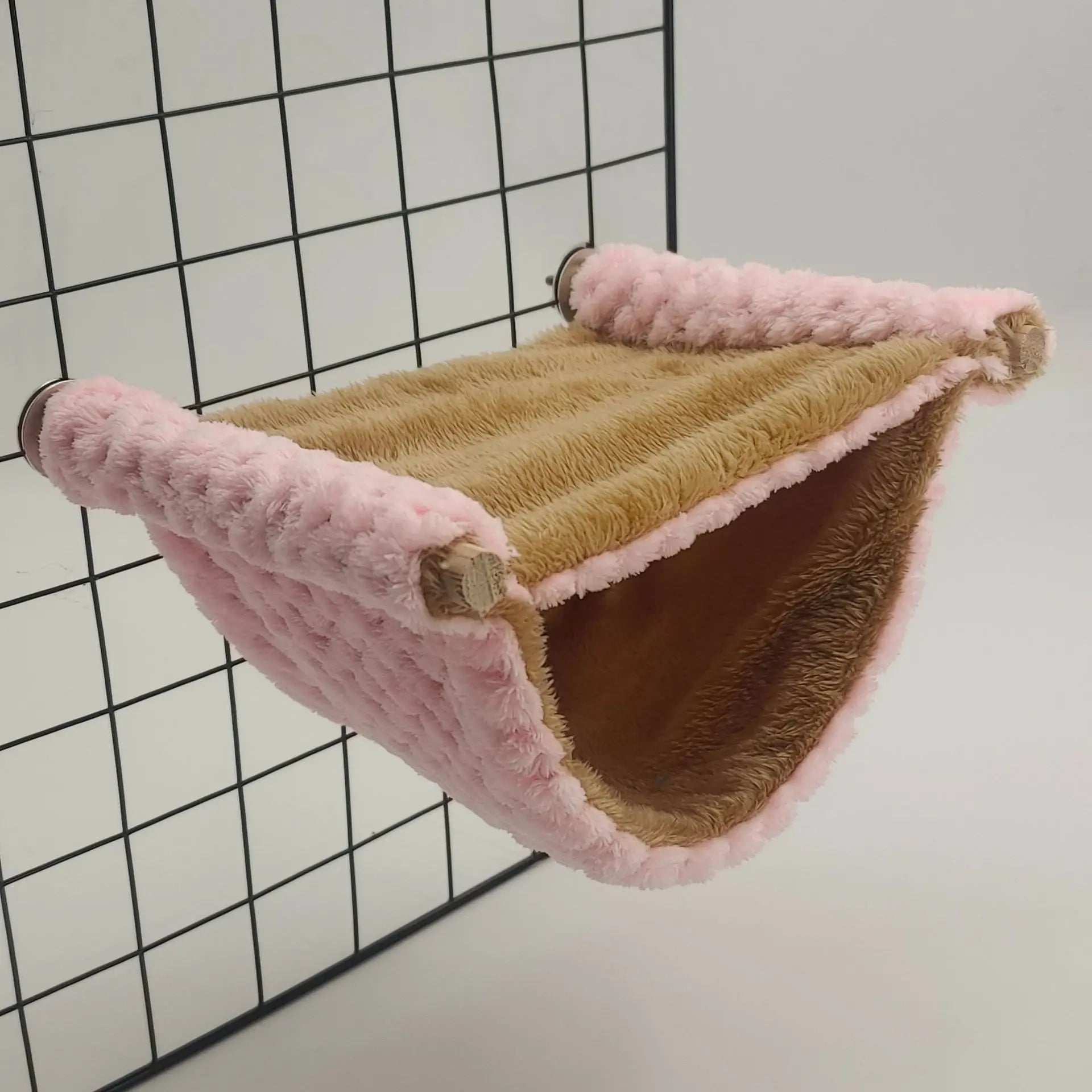 Guinea Pigs Hamster Warm Hammock Honey Possum Squirrel Hanging Nest Bed Gold Silk Bear Chinchillas Jumping Pet Toy Qme PINK