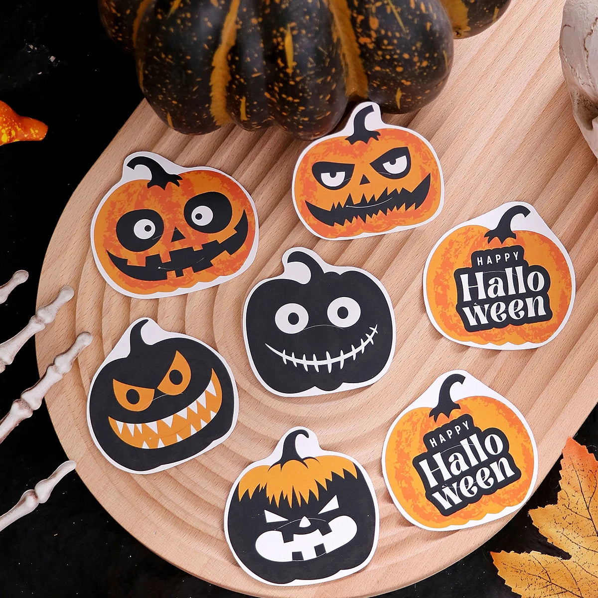 Pack of 30 Halloween Lollipop Cards: Fun Halloween Candy Cards for Kids, Featuring 6 Different Pumpkin Designs to Celebrate Halloween Qme 30Pcs Other Other