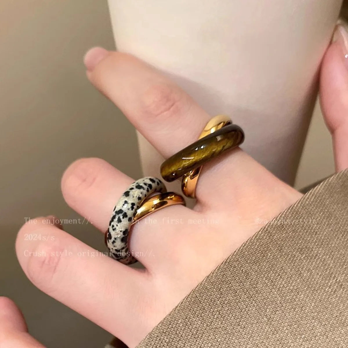 Fashion Sense of Design Charm Double Layers Spotted Metal Round Circle Rings Women Gold Plated Alloy Popular Finger Ring Qme