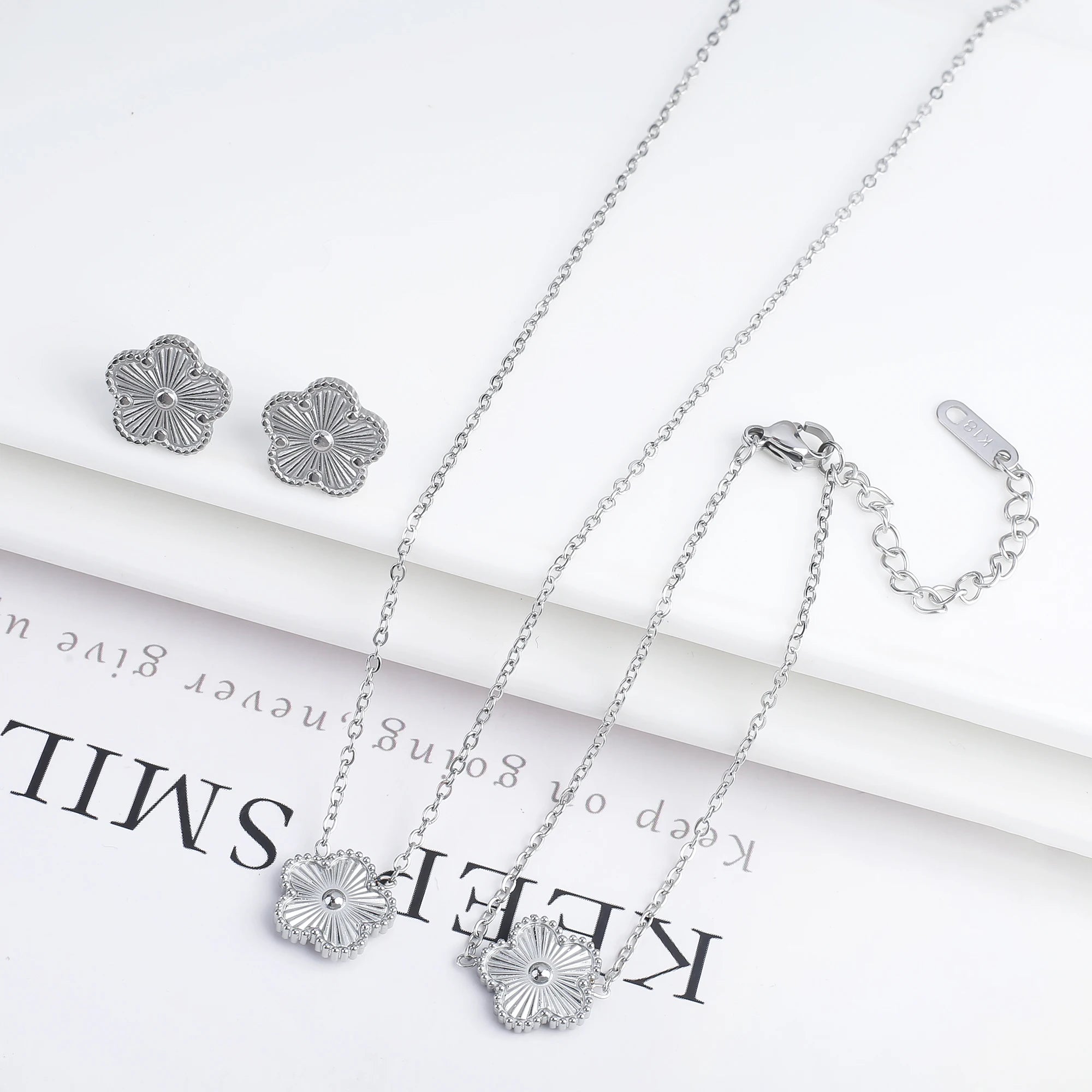 Clover Five Leaf Flower Stainless Steel Bracelet Necklace Earrings Jewelry Set Luxury for Women High Quality Party Jewelry Gift Qme 12