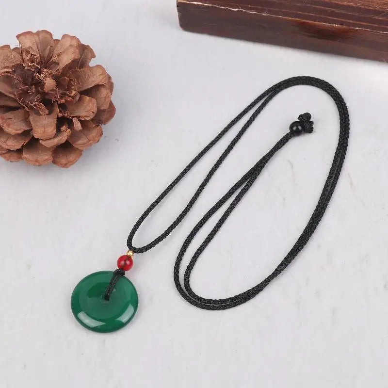 Natural Green Jade Donut Charm Necklace Ice Embellish Green Pendant Necklaces Simple Fashion Jewelry For Women Men Gifts Qme