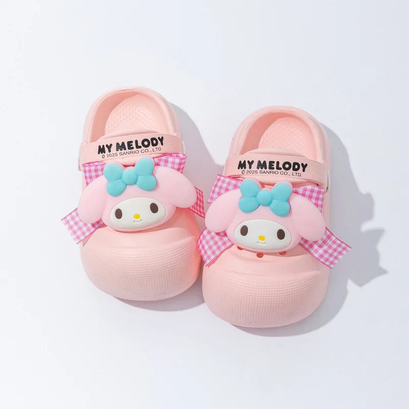 Hello Kitty Kuromi Slippers Student-Style Perforated Sandals Non-Slip Beach and Indoor Round-Toe Sandals Qme