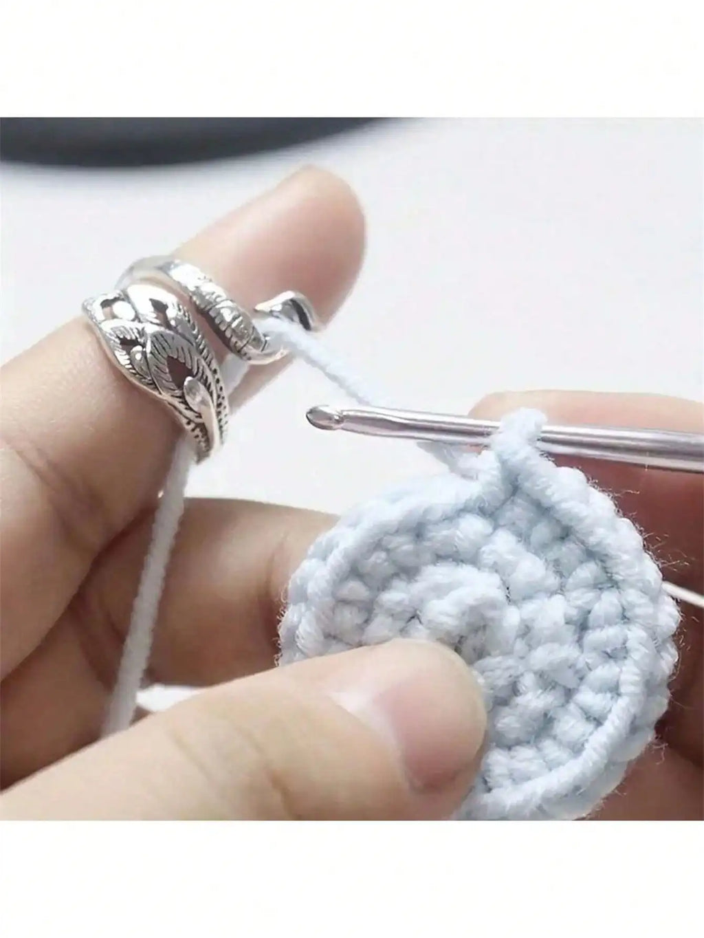 1 2 3 Adjustable Knitting Loop Crochet Ring Yarn Guides Needlework Qme