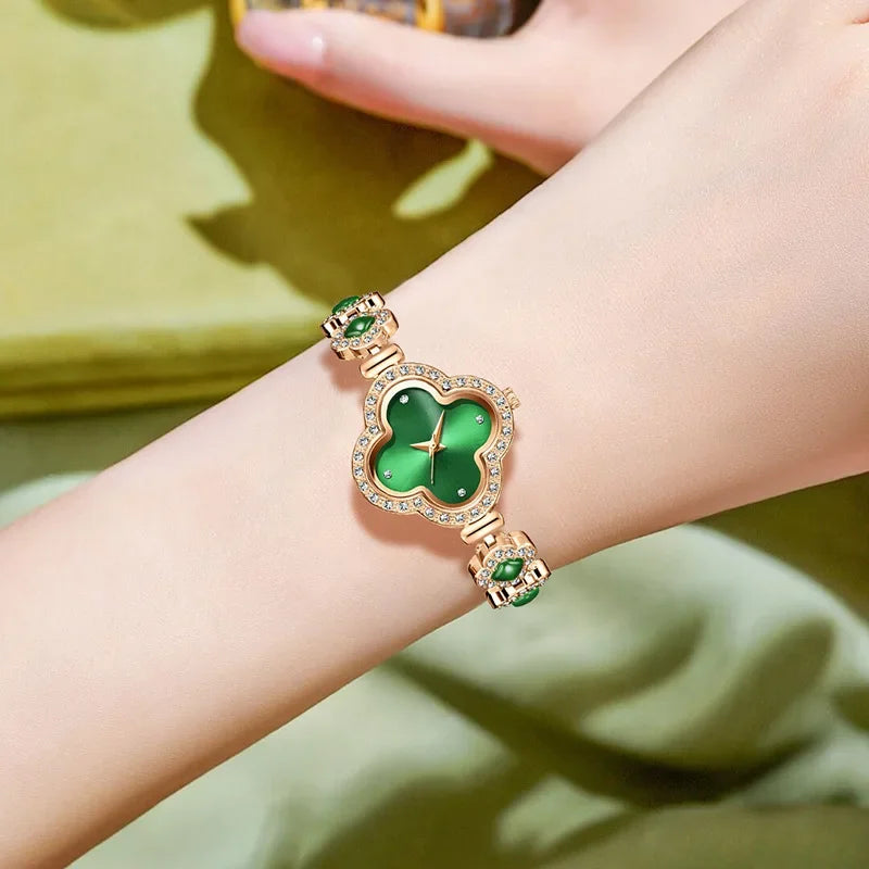 Versatile Fashion Clover Bracelet Quartz Watch Casual Women's Watch Women's Watch Qme