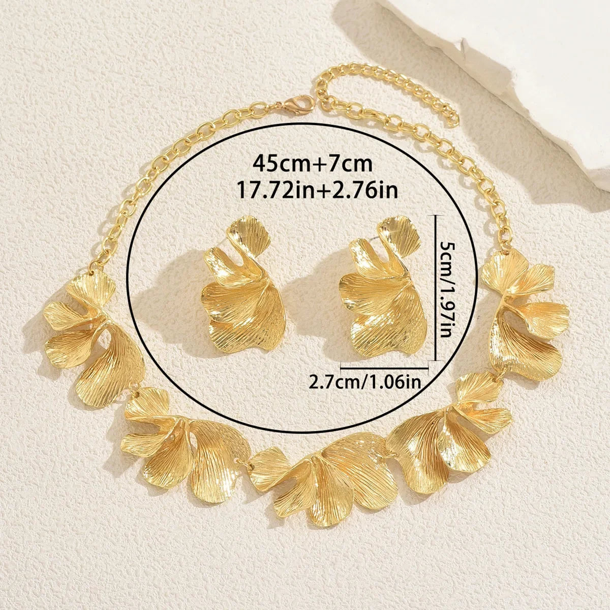 Fashion Niche Metal Necklace Exaggerated Irregular Folds High End Flower Design Earrings Set Women's Jewelry Qme