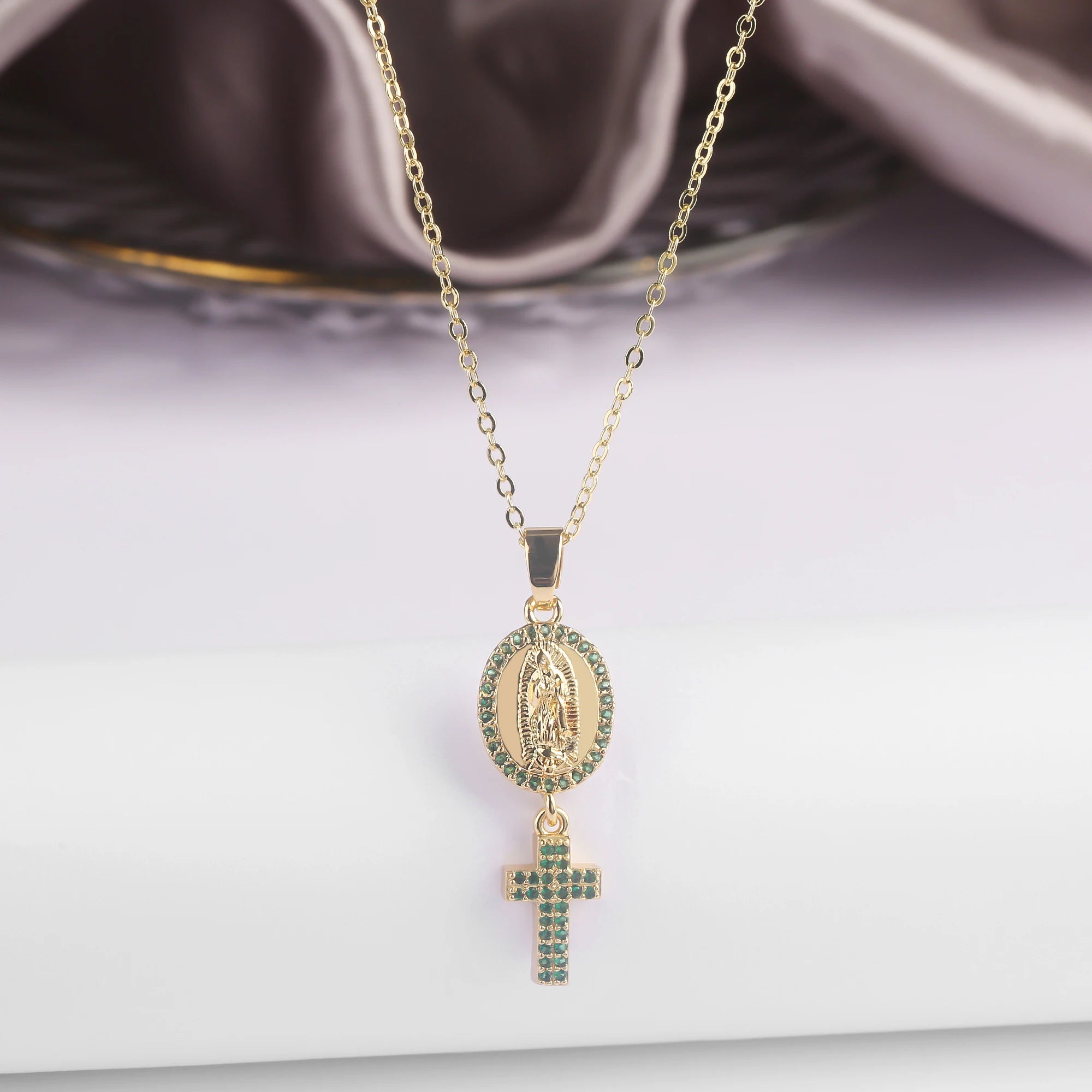 6 Color New Design Cute Female Crystal Zircon Necklace Classic St. Jude Cross Pendant Necklace For Women Men Party Jewelry Gifts Qme Style 4