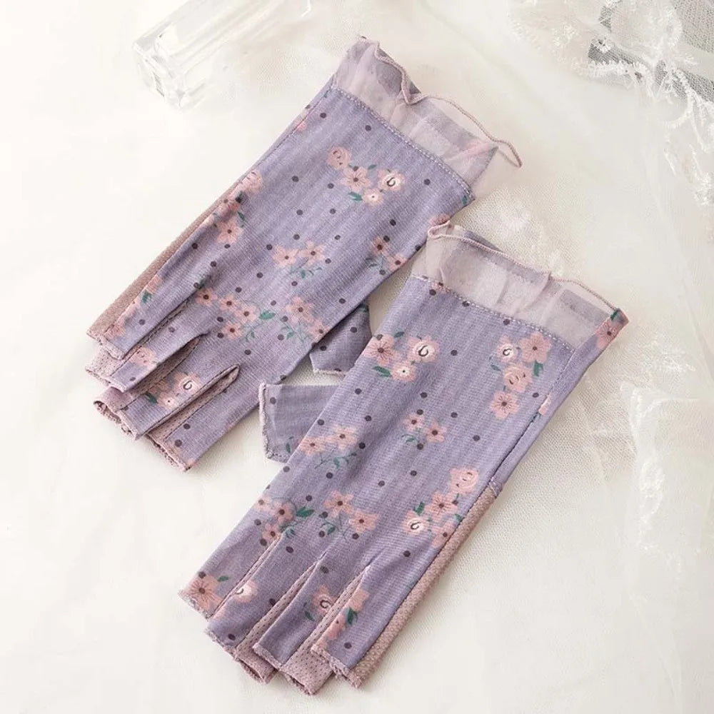 1 Pair Breathable Sunscreen Half-finger Gloves Silicone Anti Slip Thin Lace Mesh Gloves Sun Protection Quick Dry Qme