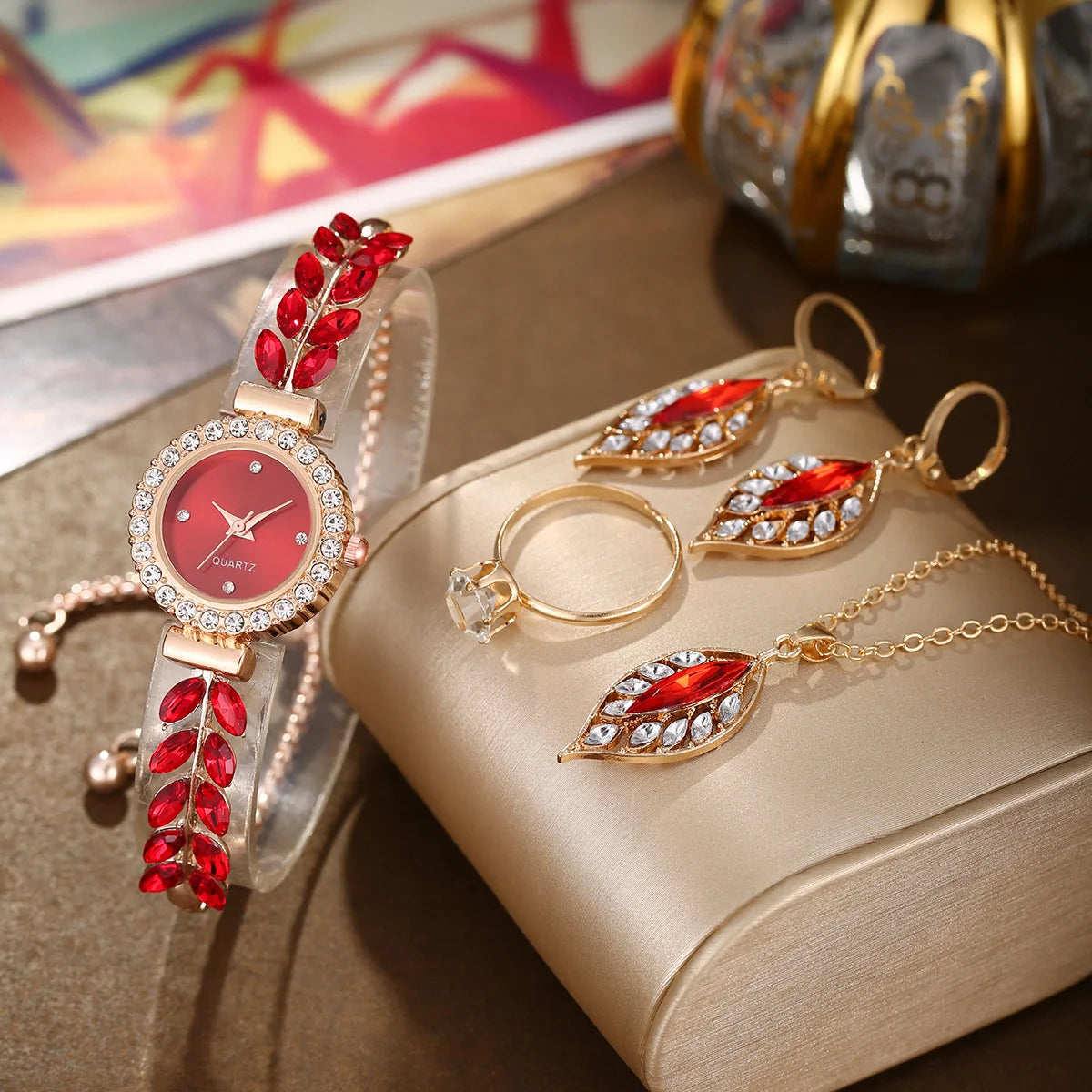 New diamond studded temperament, internet famous and popular bracelet, women's quartz watch, leaf jewelry set Qme 2