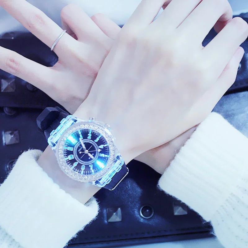 led Flash Luminous Watch Personality trends students lovers jellies woman men's watches 7 color light WristWatch bayan kol saati Qme