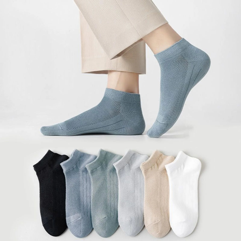 Men's Summer Breathable Sweat Absorbing Thin Mesh Sports Socks Solid Color Casual Elastic Soft and Comfortable Low Cut Socks Qme