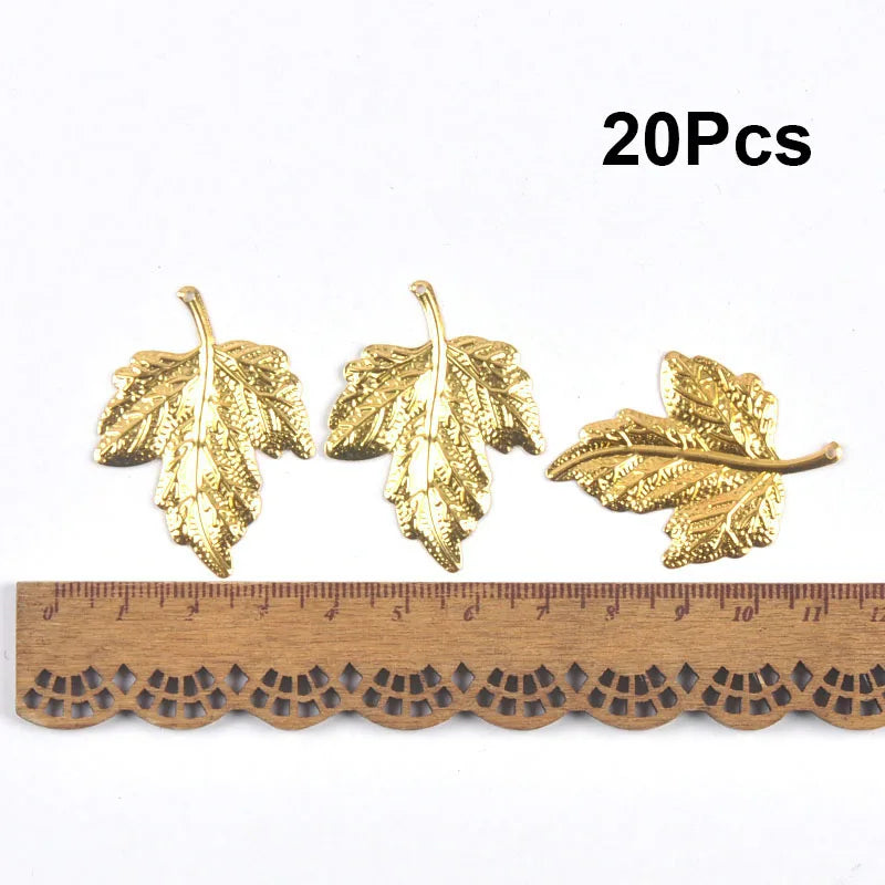 Mixed Gold Leaf Filigree Wraps Metal Crafts Connectors For Making Jewelry Accessories DIY Scrapbook Handicraft Home Decor yk0912 Qme 32X42mm 20cps