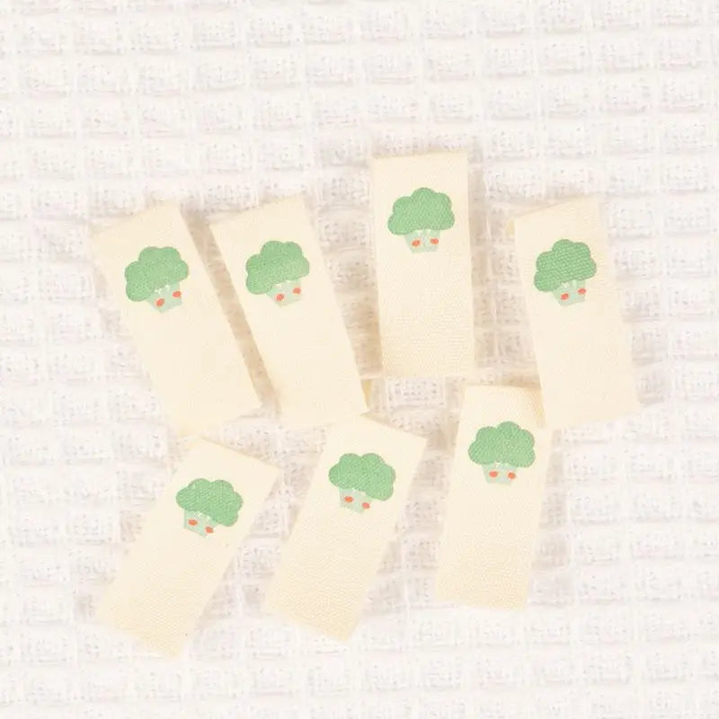50pcs 15×38mm Mixed Pattern cotton Labels Persimmons mushrooms Pears Personalized Sewing Label DIY Clothing Decoration cp3810 Qme 15x38mm cp3810-2