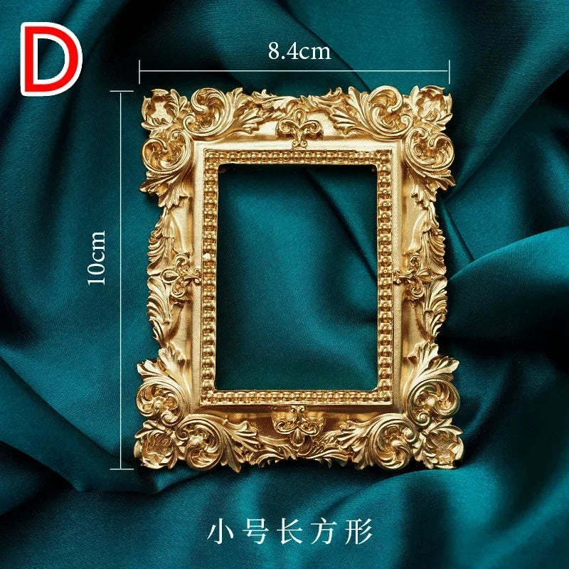 Golden Retro Photo Frame Nail Art Jewelry Decoration Home Decoration Photography Background Shooting Photo Props Qme D