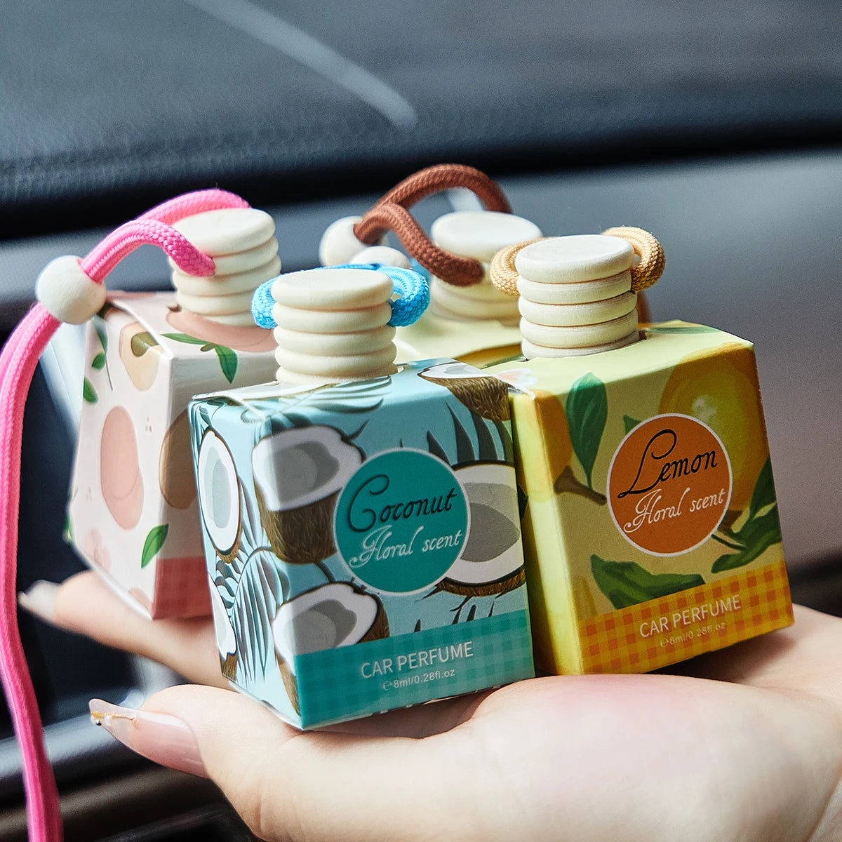 Fragrant Woody Car Air Freshener Long-lasting Fragrance Suitable Qme
