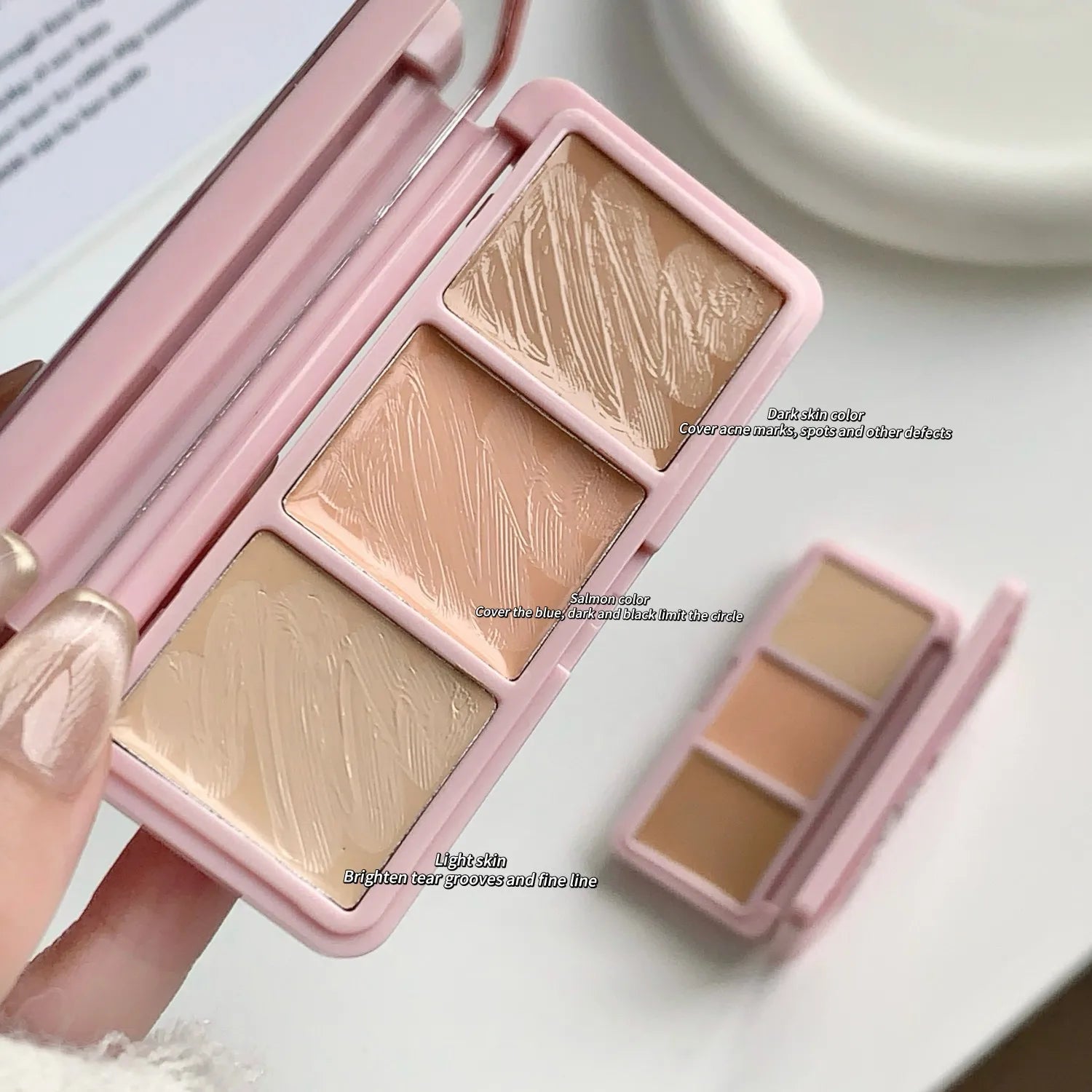 SHAQINUO 3-Color Salmon Concealer Palette Waterproof Long Lasting Qme