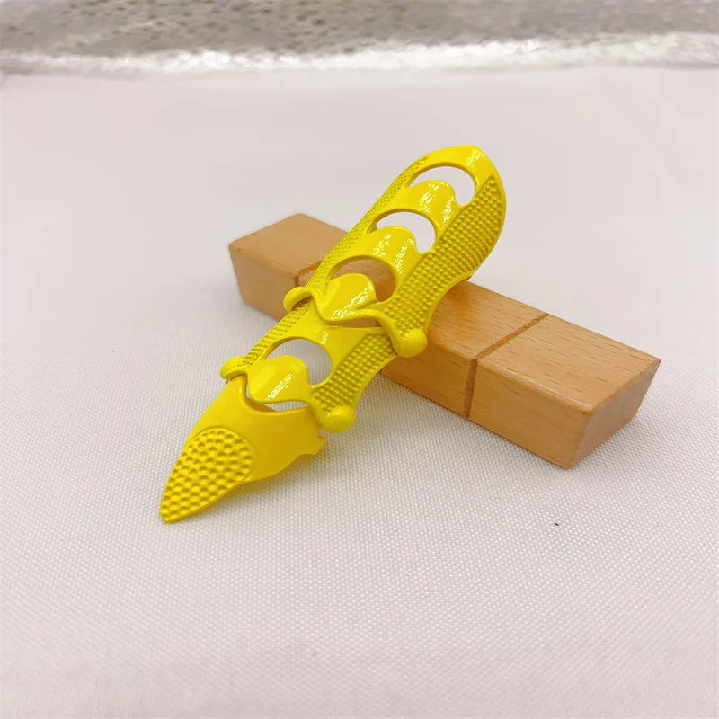 Gothic Scroll Joint Armor Knuckle Metal Full Finger Ring Hip Hop DIY Rings For Girls Wholesale Qme YELLOW
