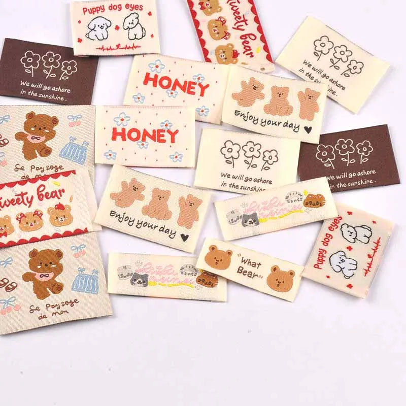 20pcs 18-53mm Cute Flower/Bear/Dog Fabric Labels, Handmade Sew On Tags for DIY Clothes Bags Crafts Decoration cp4294 Qme