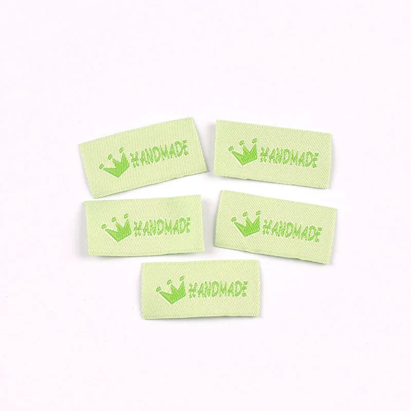 50pcs 1.7x3.4cm Mix Colorfull Crown Pattern Rectangle Label For DIY Clothing Personality Decorative Sewing Accessories c3834 Qme 4