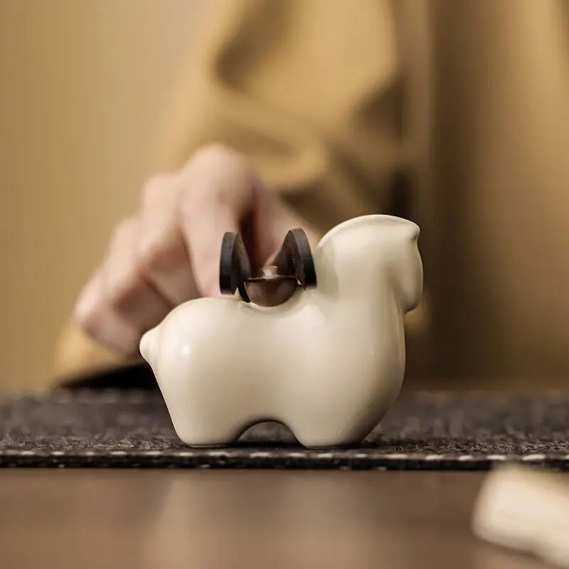High-end Premium Ruyao May Have Money Soon Zodiac Horse Tea Pet Qme Ivory
