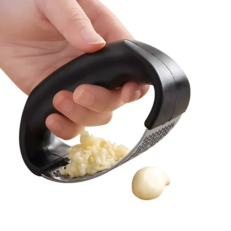 Stainless Steel Garlic Press Crusher Manual Garlic Mincer Chopping Garlic Tool Fruit Vegetable Tools Kitchen Accessories Gadget Qme
