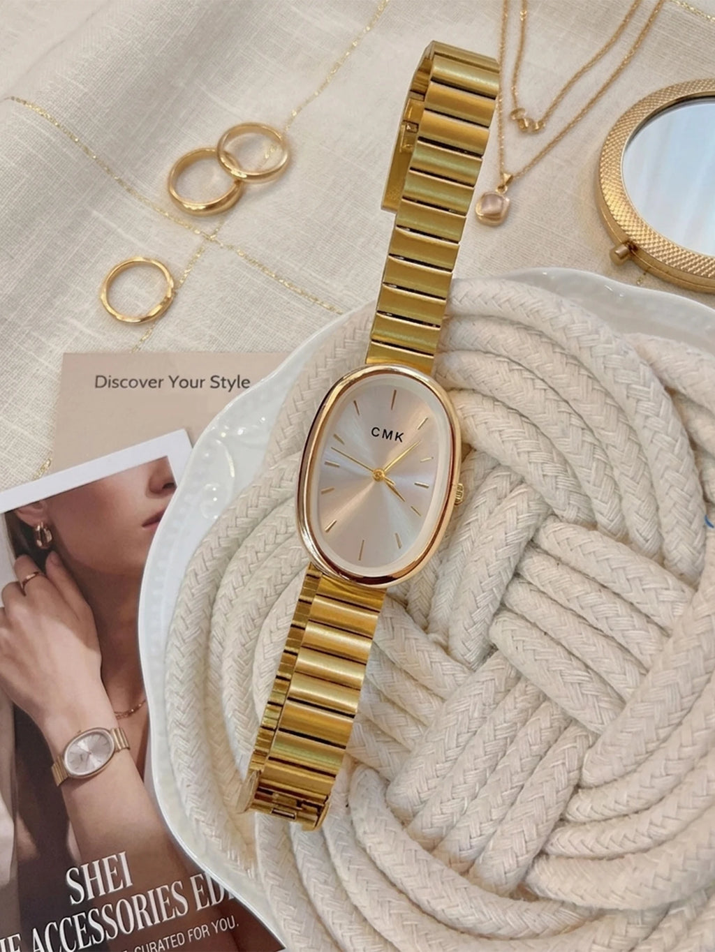 Oval thin steel strip women's quartz watch gold and silver minimalist luxury commuting watch Qme