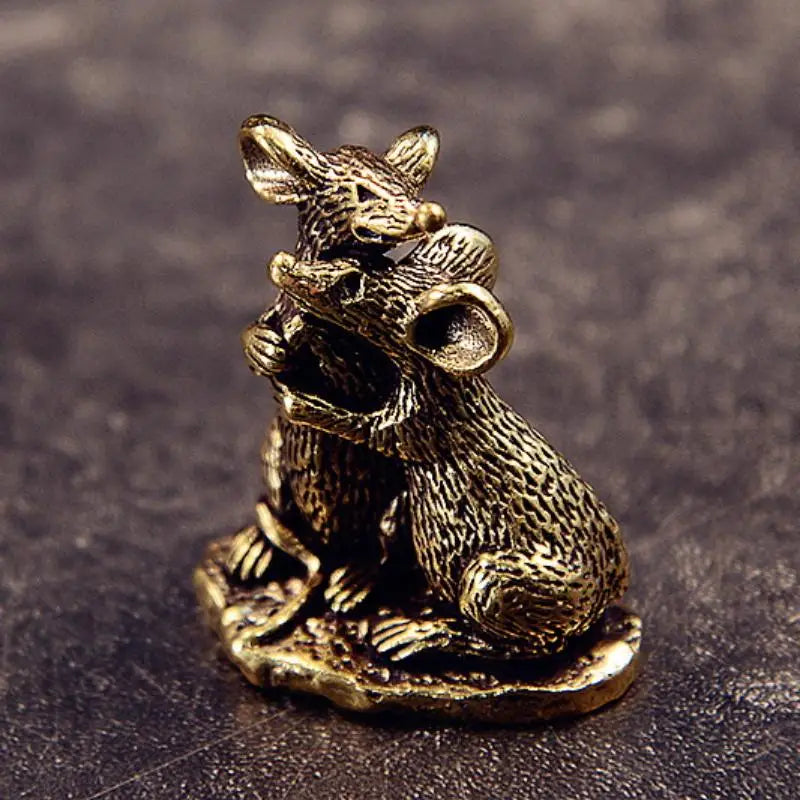 1Pcs Rat Small Statue Miniatures Desktop Ornament Antique Copper Love Mouse Figurines Living Room Home Decor Crafts Accessories Qme