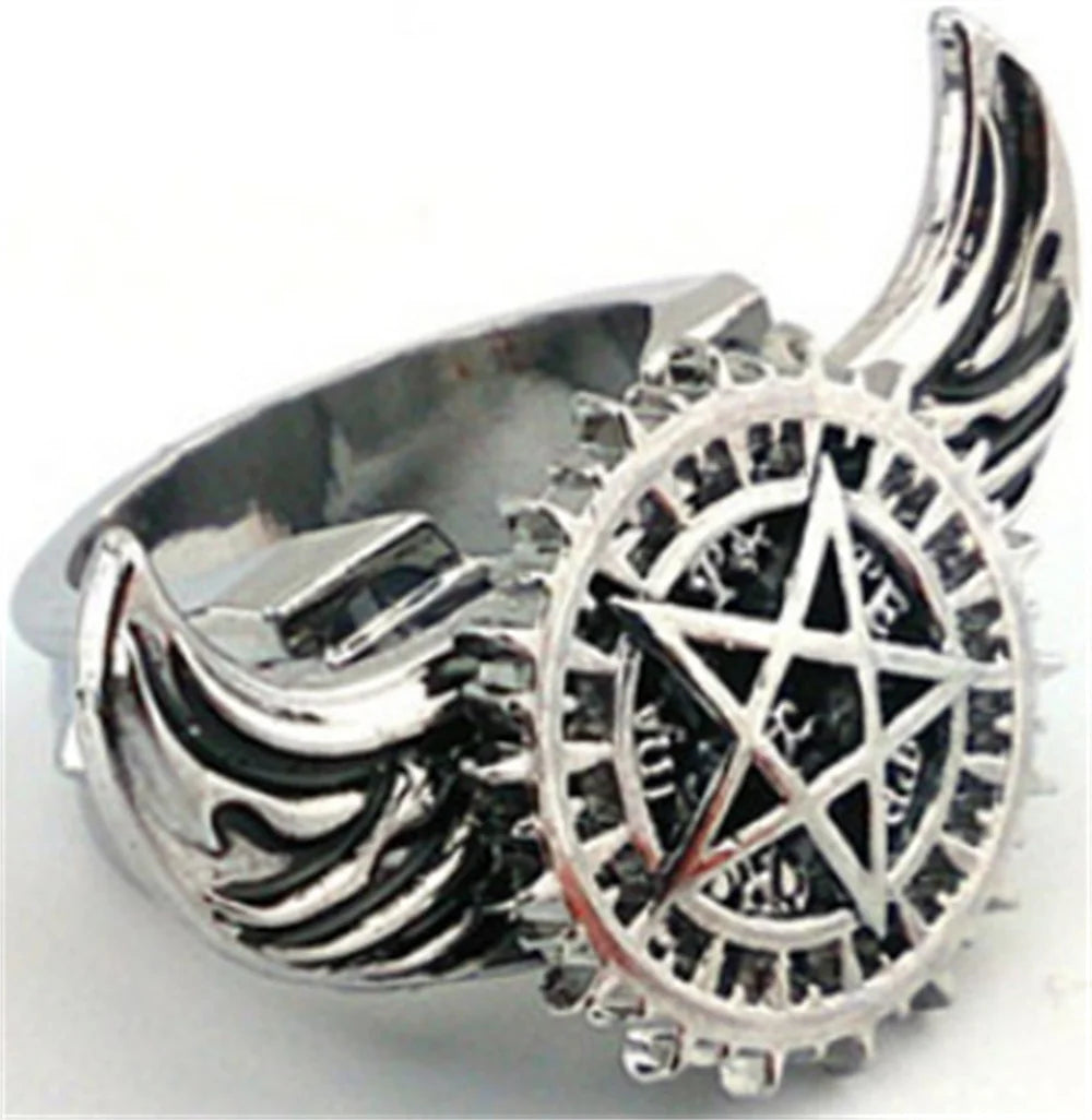 Anime Peripheral Attack Giants One Piece Four Kings Rotating Ring Best Accessories Wholesale for Cosplay Travel At Anime Expo Qme Black Butler