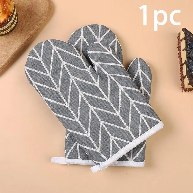 Insulated Kitchen Gloves Anti-scald Heat-resistant Thickened Oven Qme A
