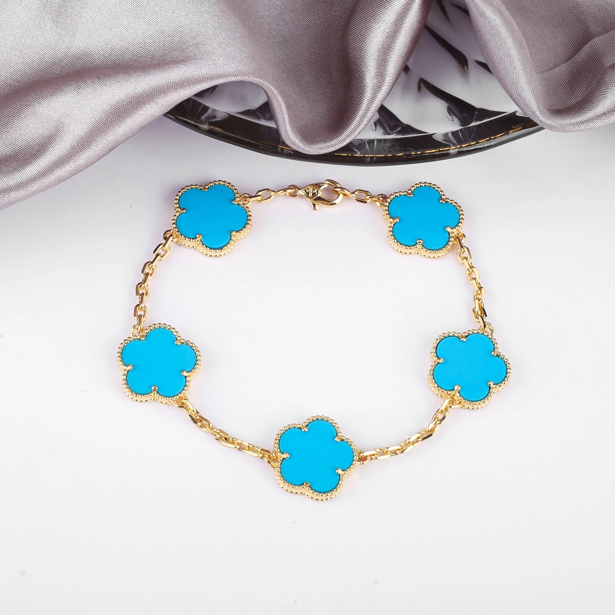 Classic 10 Colors 15mm Five-Leaf Flower Bracelet Simple Lucky Gold Silver Women'S Bracelet For Daily Wear Jewelry Free Shipping Qme Blue