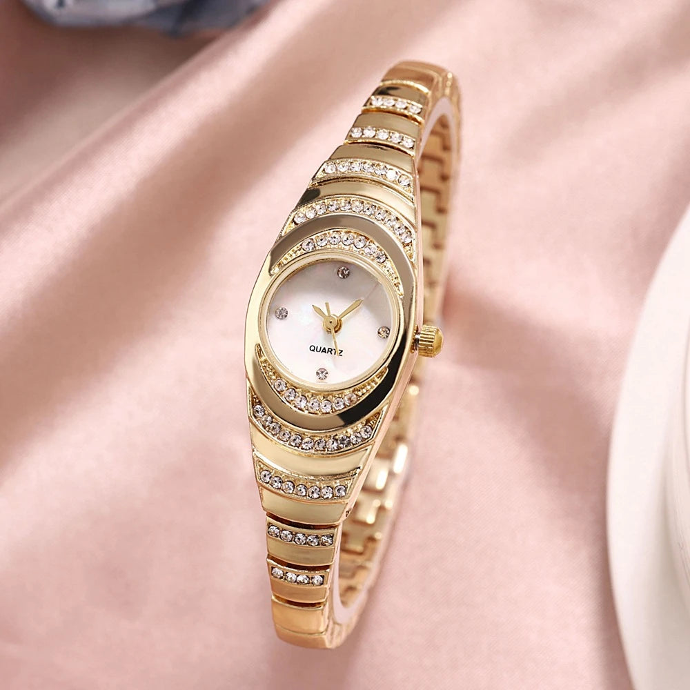 Women Watch Luxury Fashion Women's Watch Brand Ladies Quartz Wristwatch Classic Silver Simple Femme Steel Band relogio feminino Qme