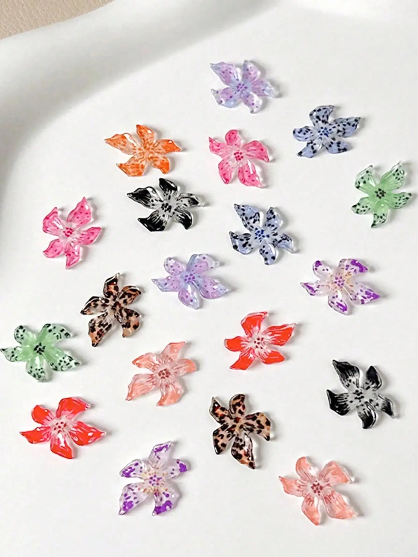 Flower Nail Charm Jewelry DIY Art Y2K 3D Decorations Qme Crystal Lily 50pcs
