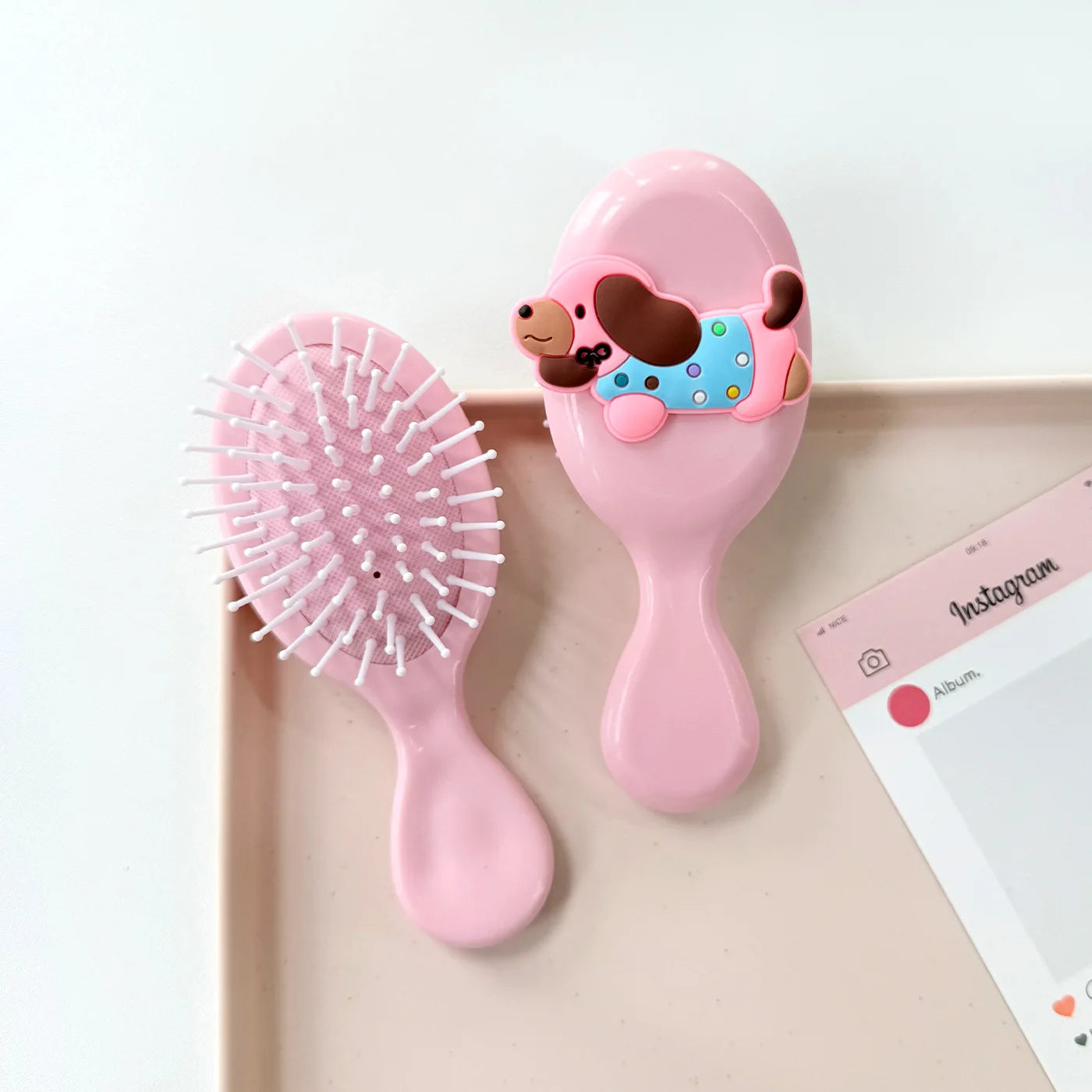Hello Kitty Cute Folding Air-Cushion Comb Compact and Portable Air-Cushion Comb Air-Cushion Comb with Scalp Massager Qme 10