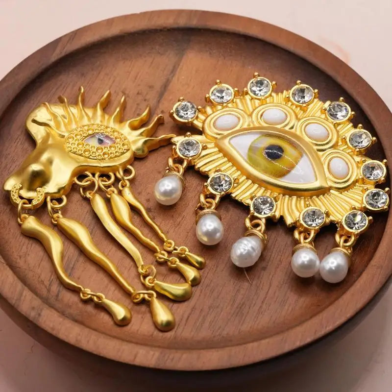 Pleated Devil's Eye Brooch Alloy Keyhole Shape Glaze Luxury Badge Pin Trendy Tassels Banquet Clothes Metal Pin Qme