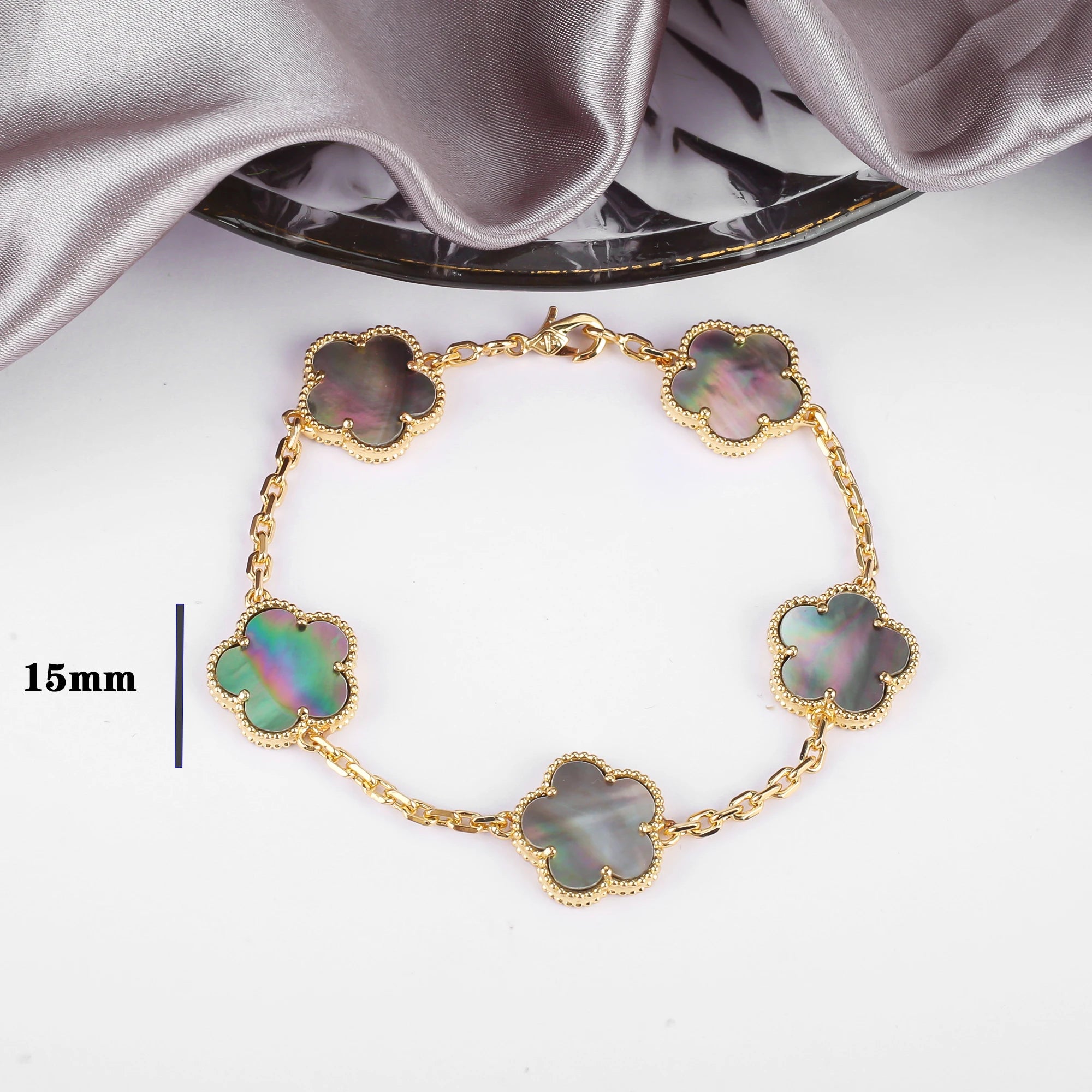 2023 INS 10 Colors Five Leaf Flower Bracelet Classic Fashion