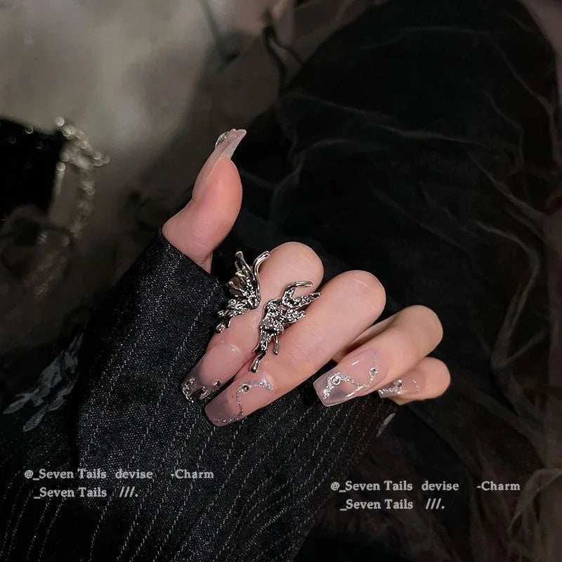 Luxury Sliver Color Zircon Multi Butterfly Open Ring for Women Exaggerated Personality Adjustable Finger Ring Wedding Jewelry Qme 1 resizable