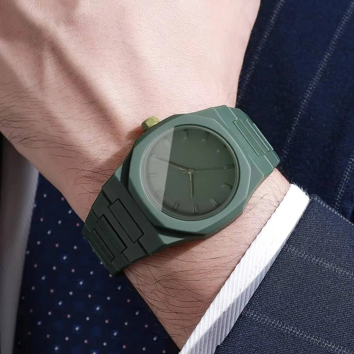2026 Fashion Versatile Watch Men's Watch Plastic Men's Quartz Watch Qme