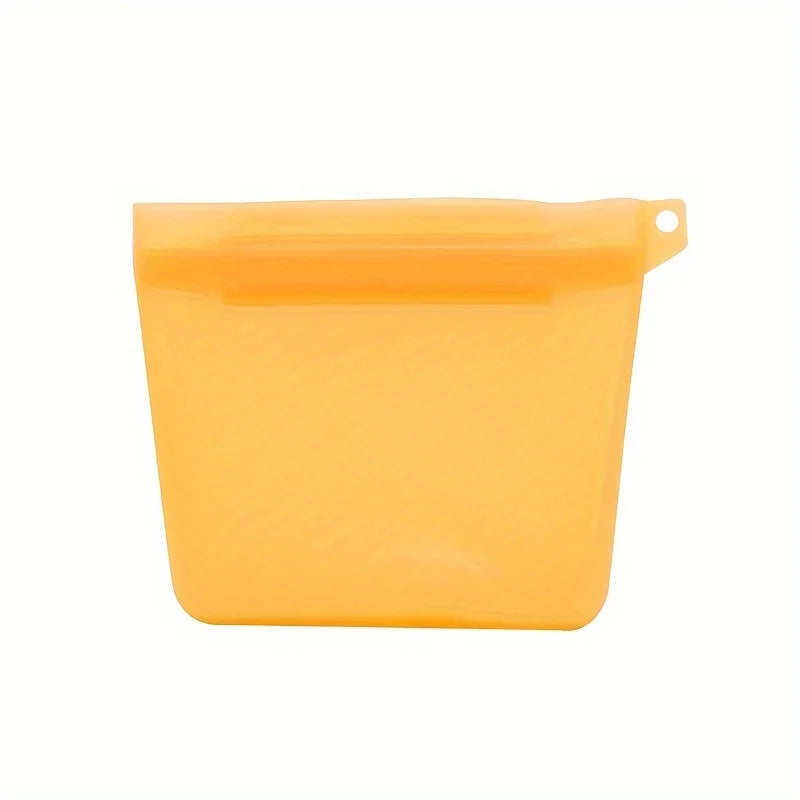 Dog Snack Mini Training Bag, 4-ounce Silicone Waterproof Storage Bag, Portable Outdoor Snack Storage Bag Qme YELLOW