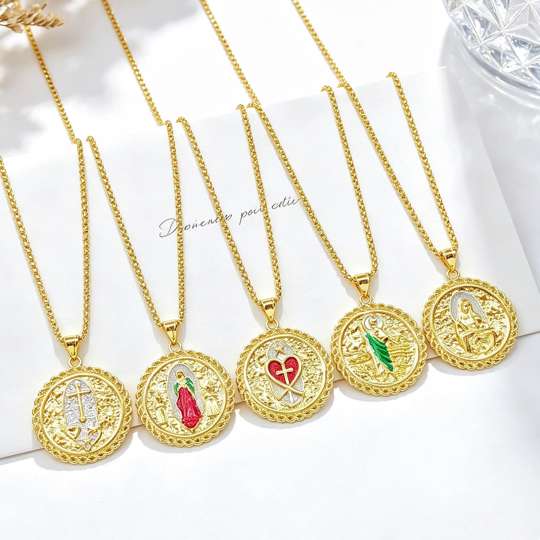 Gold-Plated 60/45cm Simple Round Virgin Mary St. Jude Cross Stainless Steel Necklace for Men Women Daily Party Religious Jewelr Qme
