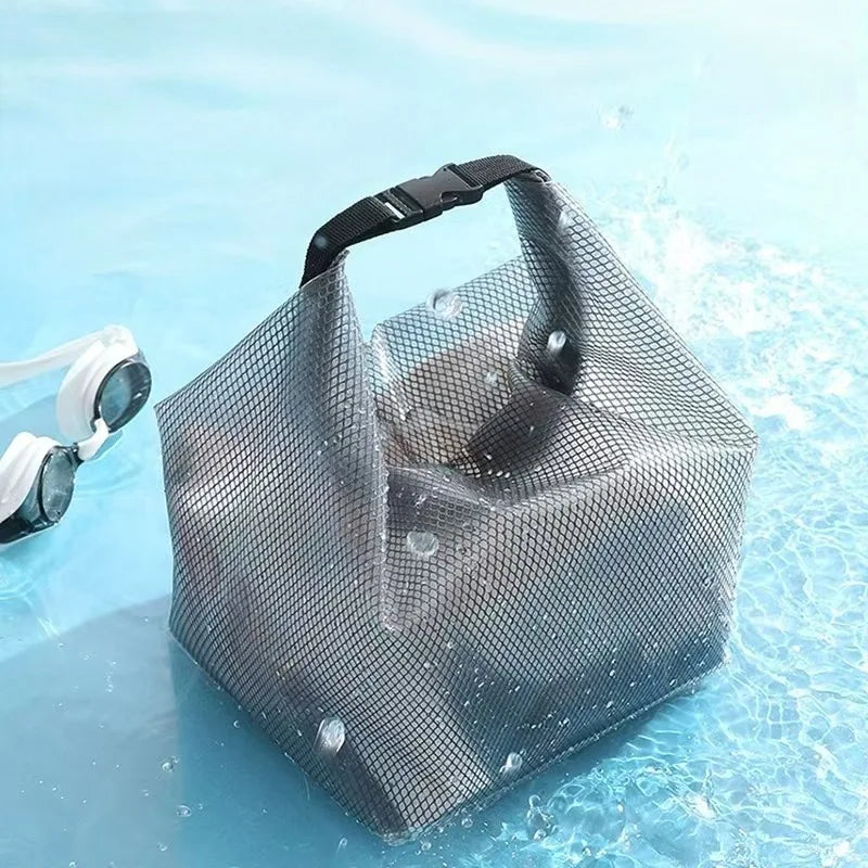 Travel Makeup Storage Bag Large Capacity Waterproof Hand-held Qme