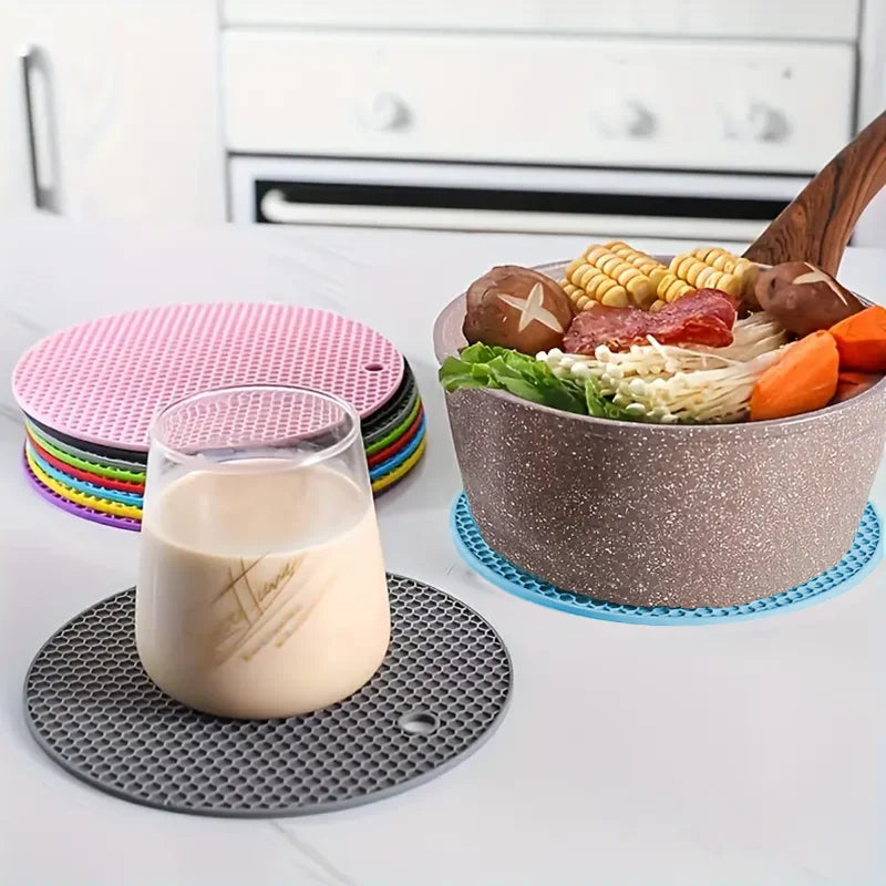 Multifunctional Kitchen Silicone Tableware Mat Hot Dishes Heat Resistant Pads Non Slip Pot Holders Kitchen Counter Accessories Qme