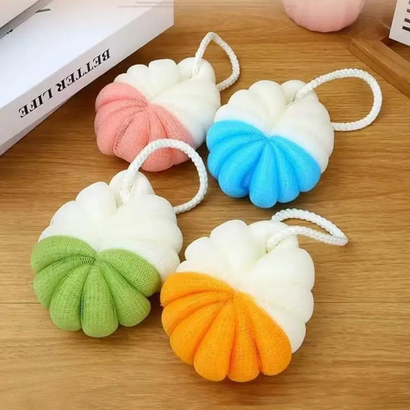 Pumpkin-Shaped Bath Ball - Two-Tone, Soft & Foaming Bath Sponge for Gentle Cleansing Qme