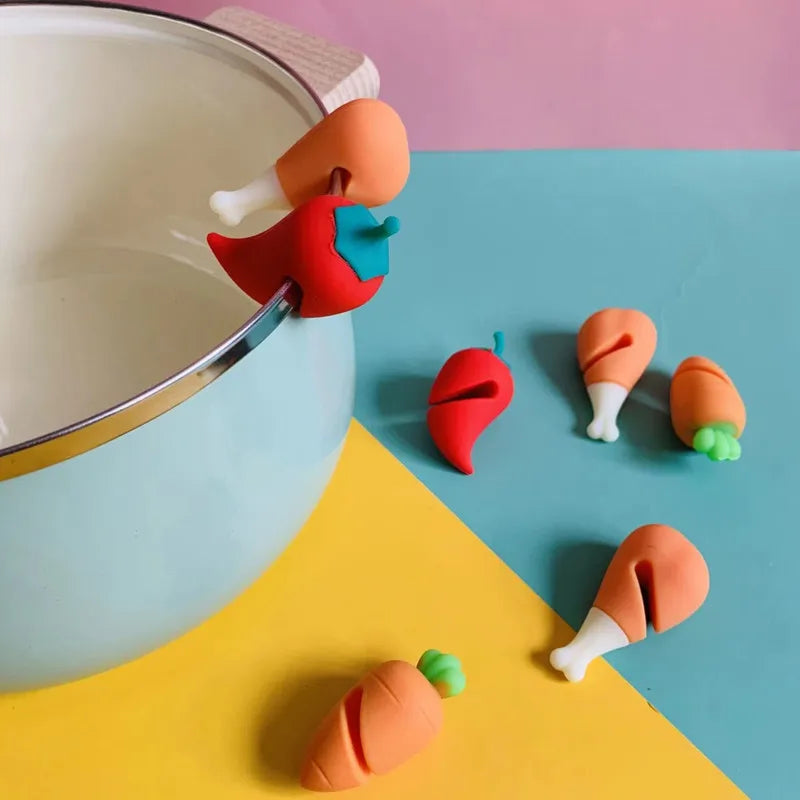 Cute Creative Silicone Pot Lid Holder Anti-Overflow Anti-Spill Stopper Heat Resistant Pot Cover Lifter Bracket Kitchen Gadget Qme