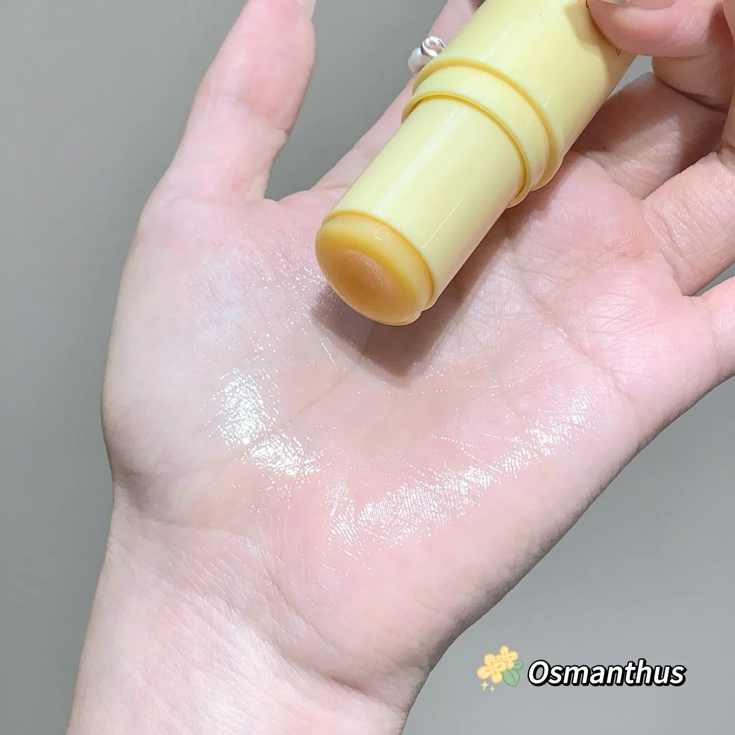 SHAQINUO Large Capacity Lip Balm Hydrating Moisturizing Care Autumn Qme S9026-3
