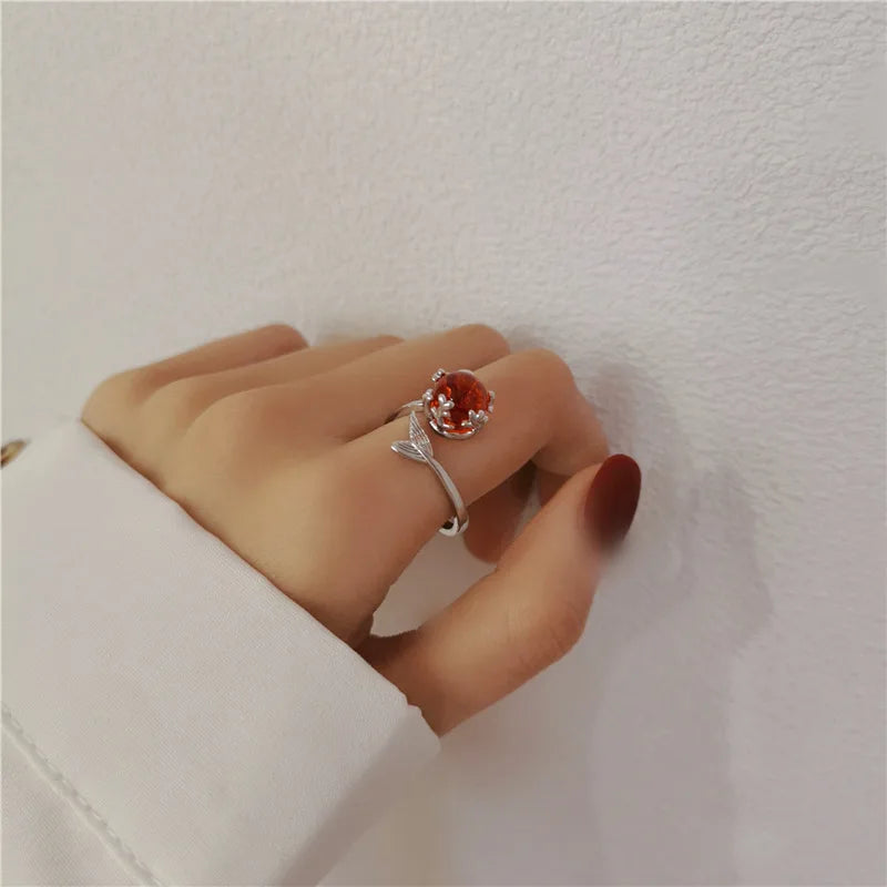 Design Sense Fashion Fishtail Crystal Multicolor Adjustable Open Ring Girl Woman Fashion Beach Party Birthday Gift Jewelry Qme resizable RED Silver Plated